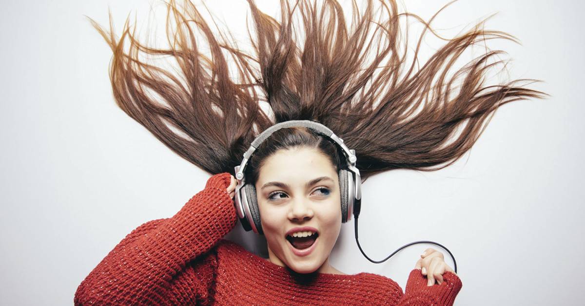 تطبيق Genius للحصول علي كلمات الأغاني أثناء الإستماع إليها بسهولة